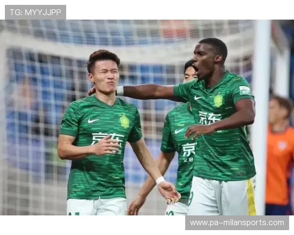 大连英博林良铭边路推进吸引防守