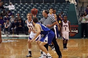 米兰平台-欧洲超级杯大赛：皇马再战拜仁，谁能问鼎？，欧洲超级杯皇马马竞